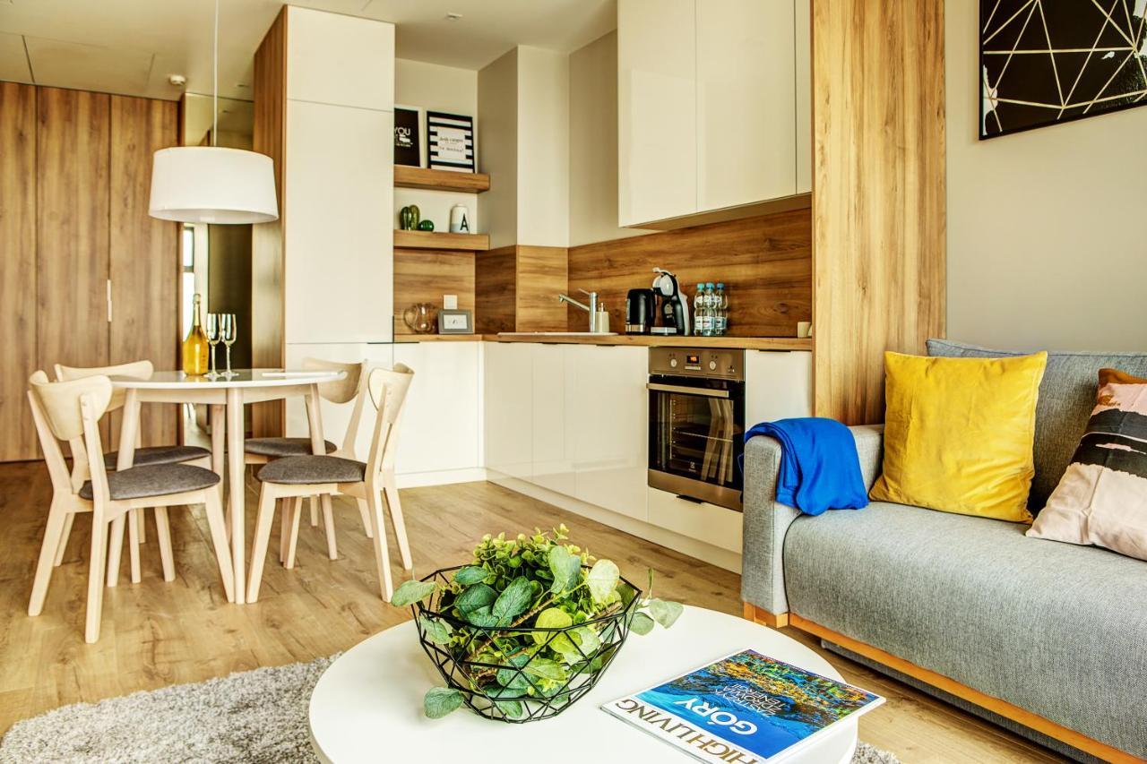 Sky Tower Apartment *