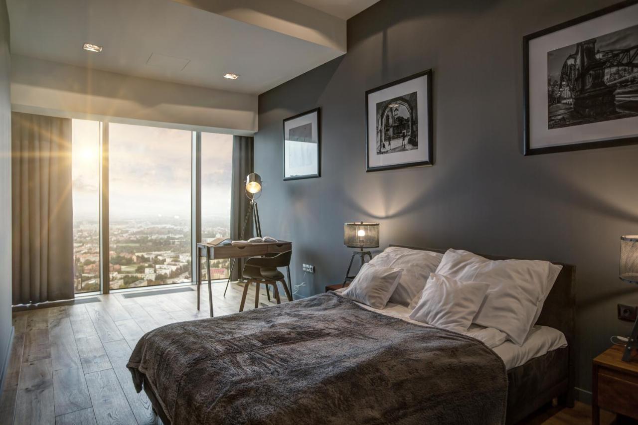 Apartment Sky Tower
