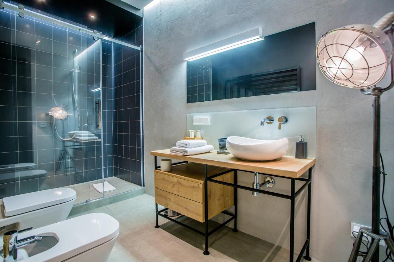 Sky Tower Apartment